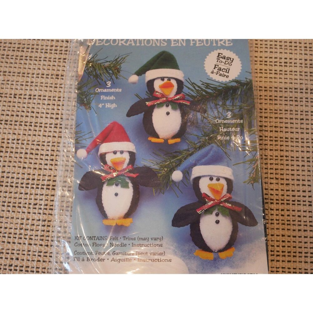 Design Works Penguin Felt Ornament Kit 5319 Christmas Set of 3